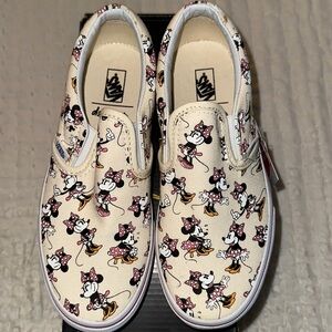 Minnie Mouse vans kids slip on